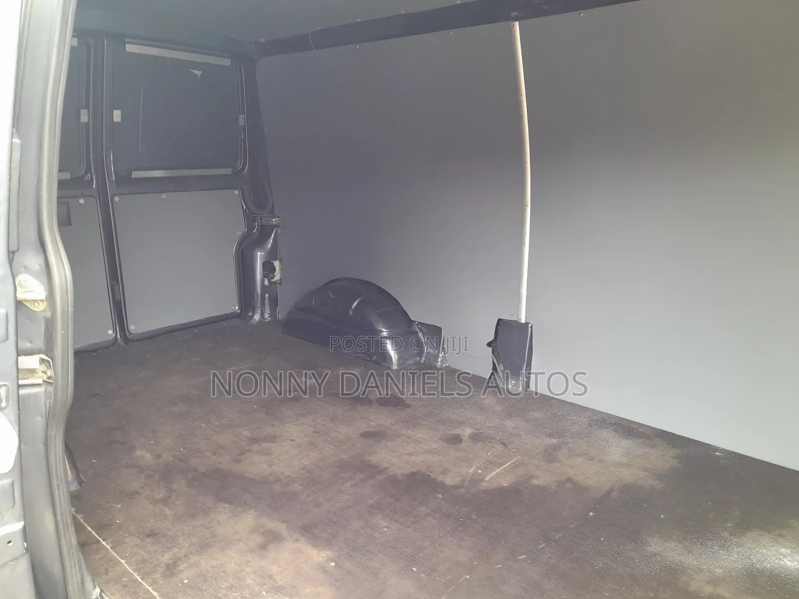 Volkswagen Transporter 2005 Grey