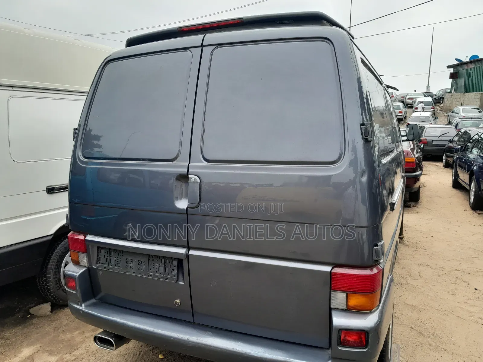 Volkswagen Transporter 2005 Grey