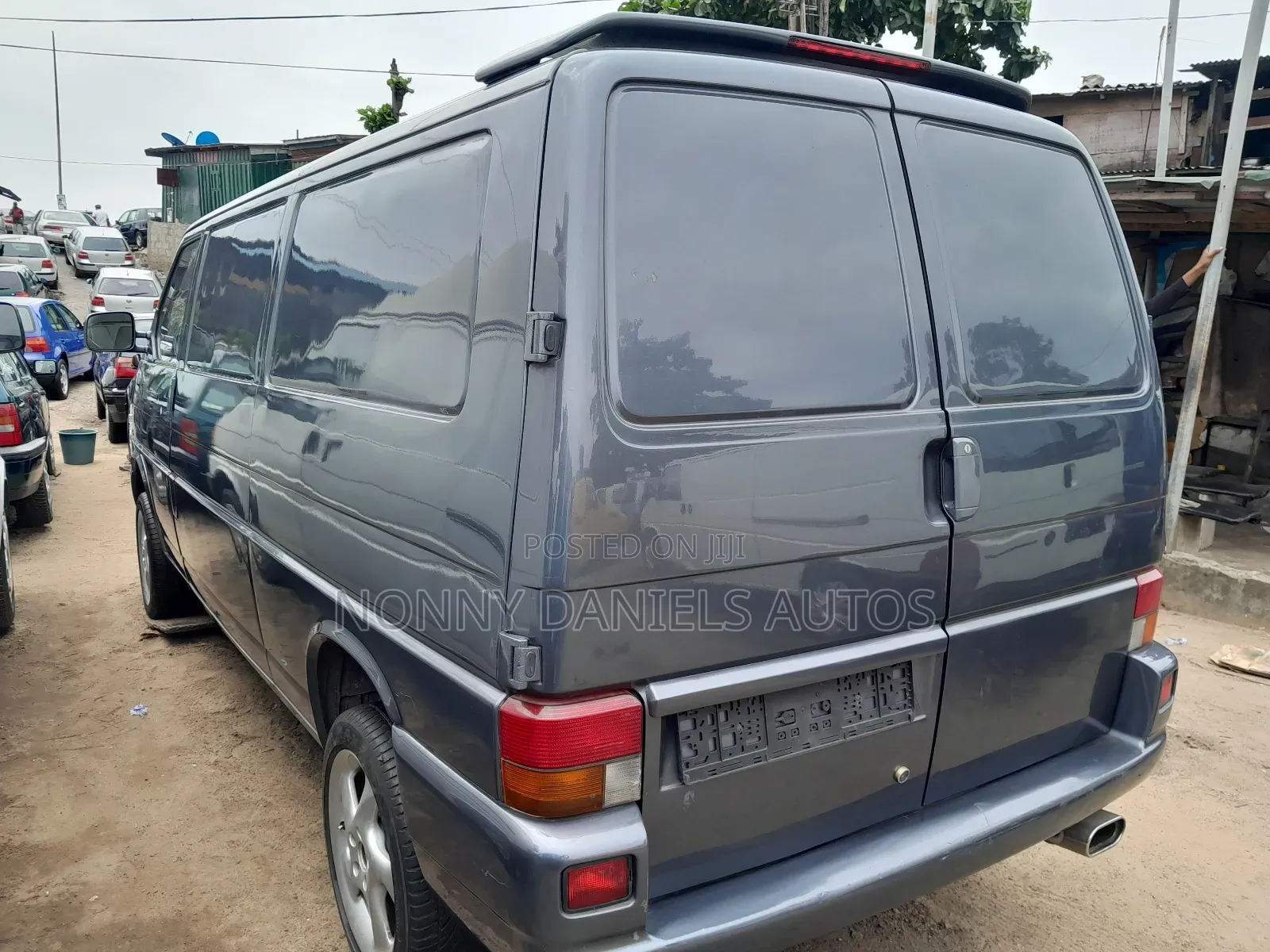 Volkswagen Transporter 2005 Grey