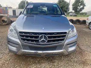 Mercedes-Benz M Class ML350 4dr SUV (3.5L 6cyl 7A) 2015 Gray