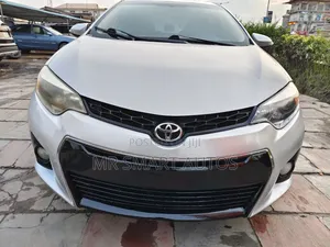 Toyota Corolla S Premium 4dr Sedan (1.8L 4cyl CVT) 2014 Silver