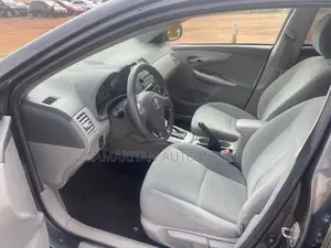Toyota Corolla LE 2006 Gray