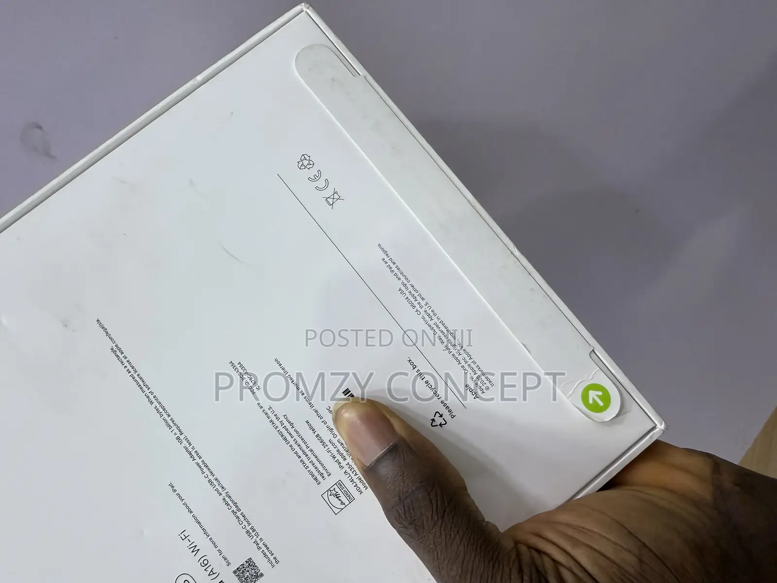 New Apple iPad (2025) 256 GB Blue
