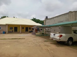 12bdrm Block of Flats in Gwari Avenue Barnawa, Kaduna / Kaduna State