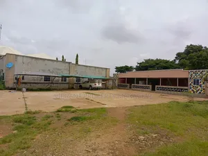 12bdrm Block of Flats in Gwari Avenue Barnawa, Kaduna / Kaduna State