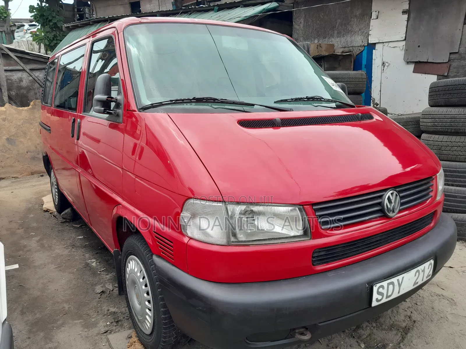 Volkswagen Transporter 2005 Red