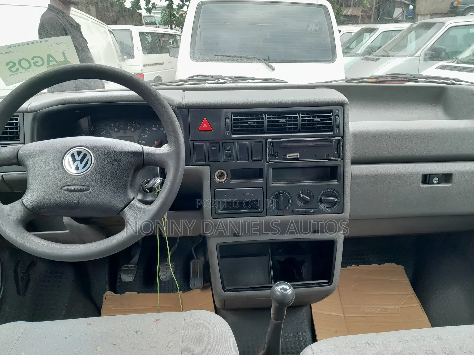 Volkswagen Transporter 2005 Red