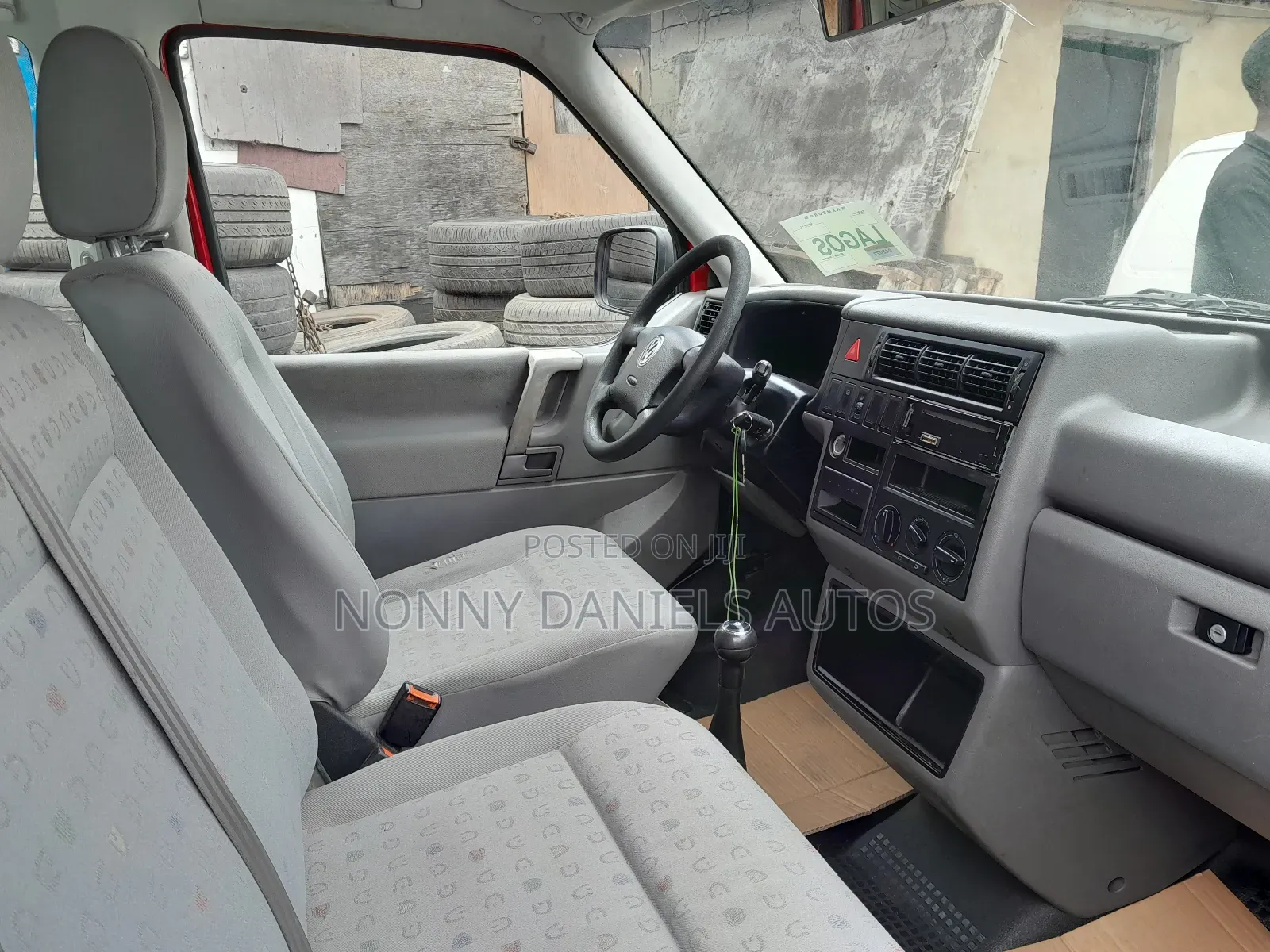 Volkswagen Transporter 2005 Red