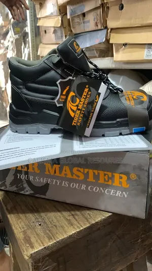 Tiger Master Pro Boot