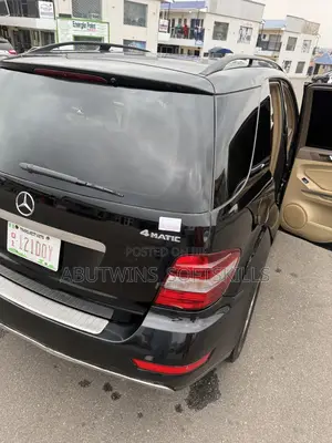 Mercedes-Benz M Class 2011 Black