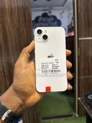 Apple iPhone 13 128 GB White