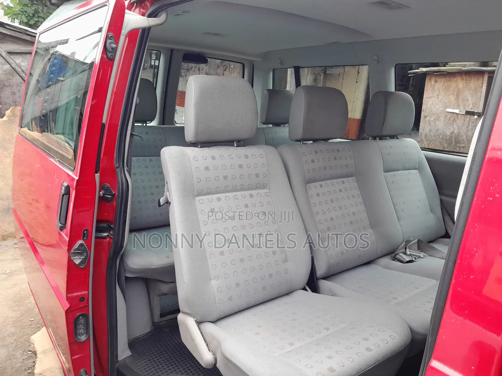 Volkswagen Transporter 2005 Red