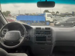 Toyota HiAce 2005 Silver