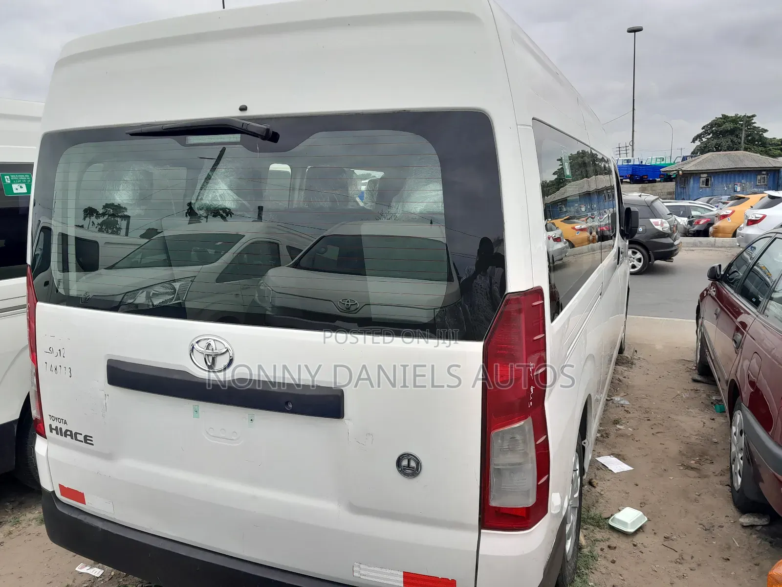 Toyota HiAce 2021 White