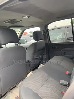 Nissan Xterra 2004 Silver