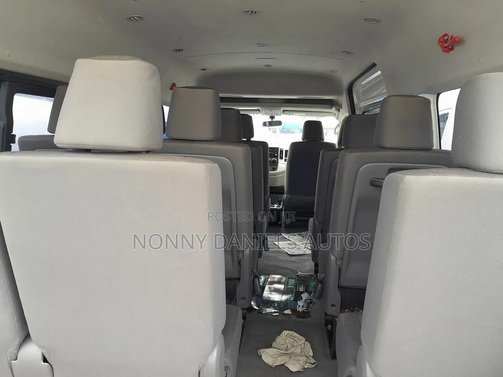 Toyota HiAce 2021 White