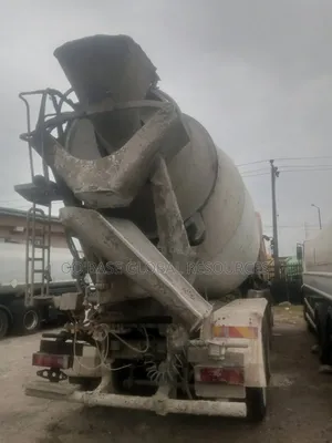 Tokubo 10cubic Man Diesel Concrete Mixer