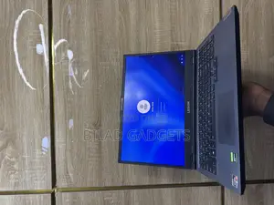 Laptop Lenovo Legion 5 16GB AMD Ryzen 7 SSD 512GB