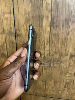 Apple iPhone 11 64 GB Black