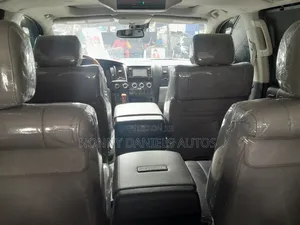 Toyota Sequoia Platinum 4x4 2020 Silver