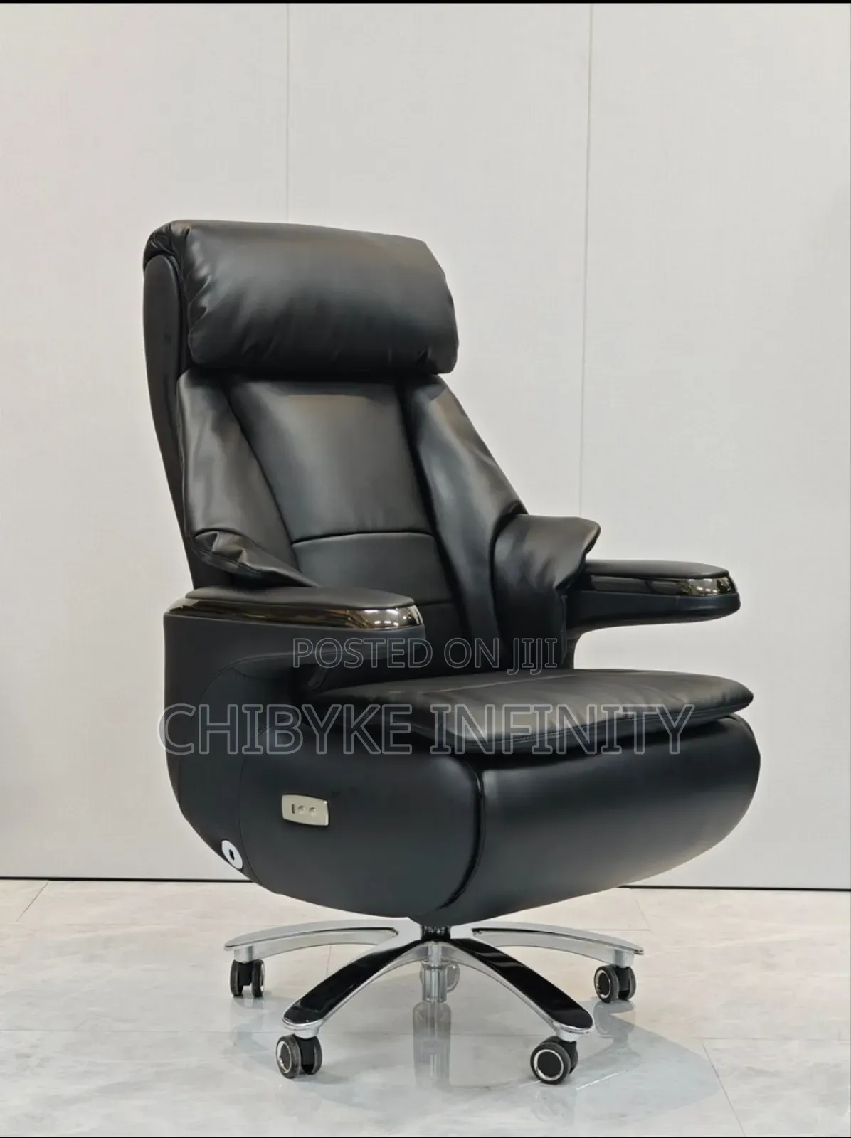 High Quality Executive Office Chairs Available