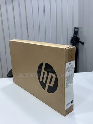 New Laptop HP 15-F272wm 16GB Intel Core I7 SSD 512GB