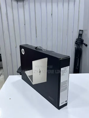 New Laptop HP Envy X360 8GB Intel Core I5 SSD 512GB