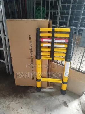 Fiberglass Telescopic Ladder 3 Metres.