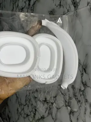 Photo - Apple Airpod Max Pouch
