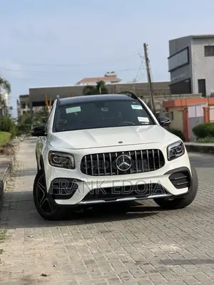 Mercedes-Benz GLB-Class GLB 250 4MATIC 2021 White