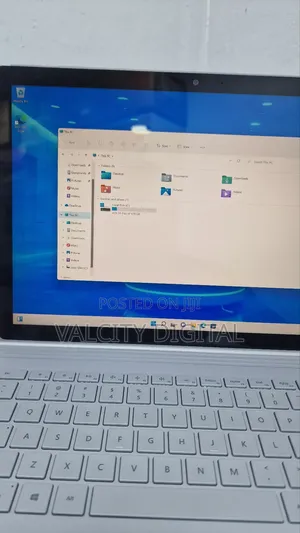 Laptop Microsoft Surface Book 2 16GB Intel Core i7 SSD 512GB