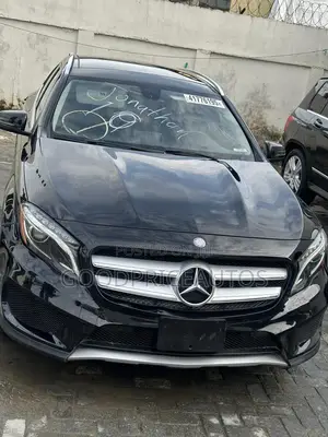 Mercedes-Benz GLA 250 2015 Black