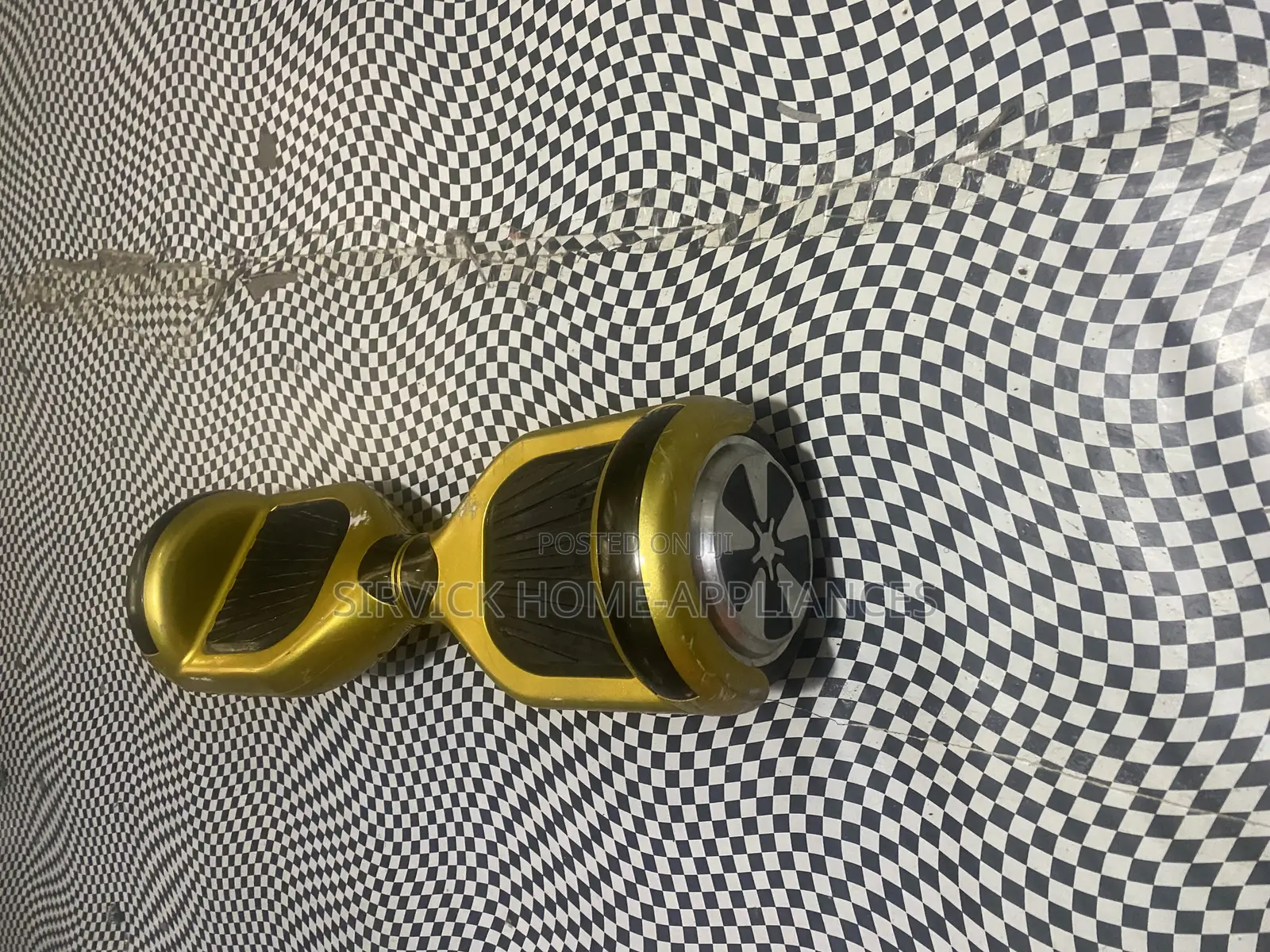 6.5 Inches Hoverboard Available With Charger and Bag