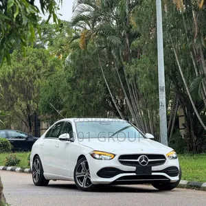 Mercedes-Benz C300 2023 White