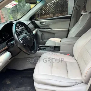 Toyota Camry XLE 4dr Sedan (2.5L 4cyl 6A) 2016 Burgundy