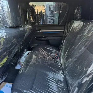 New Toyota Hilux 2025 Black