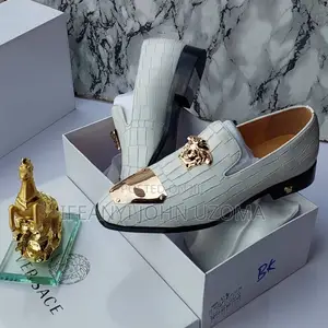 Exclusive Luxury Designer White and Black Shoe