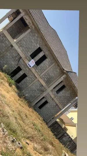 4bdrm Duplex in Sun City Estate, Galadimawa for sale