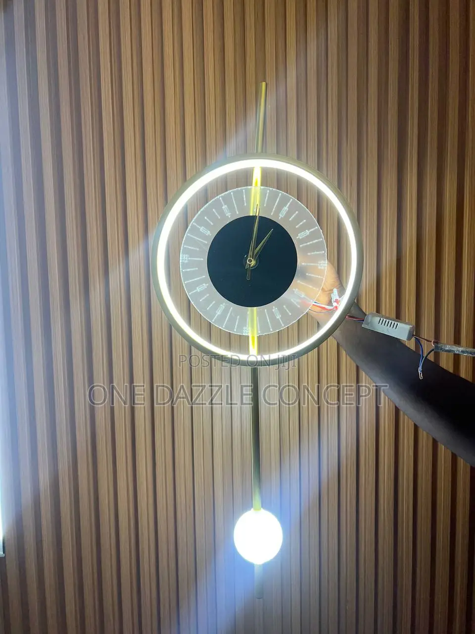 Wall Clock With Integrated Led Lighting