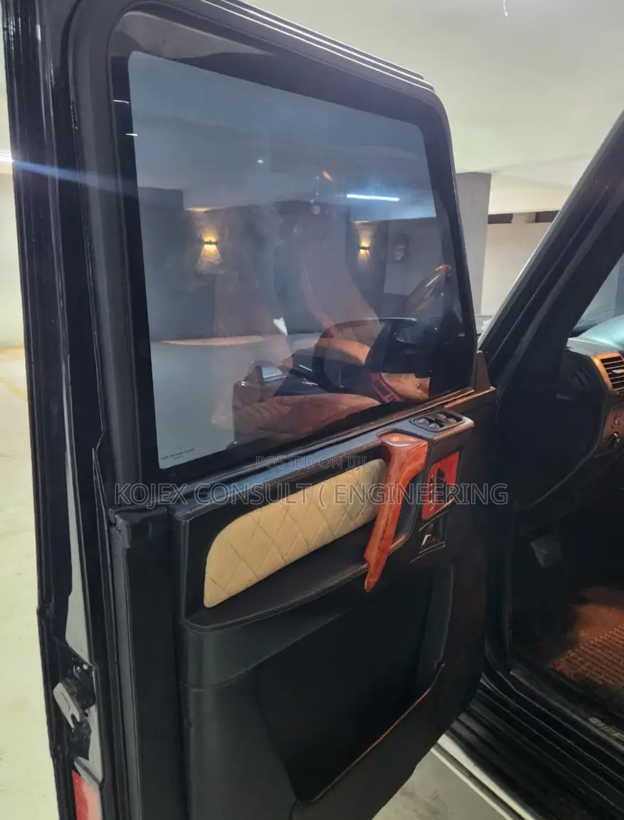 Mercedes-Benz G-Class 2011 Black