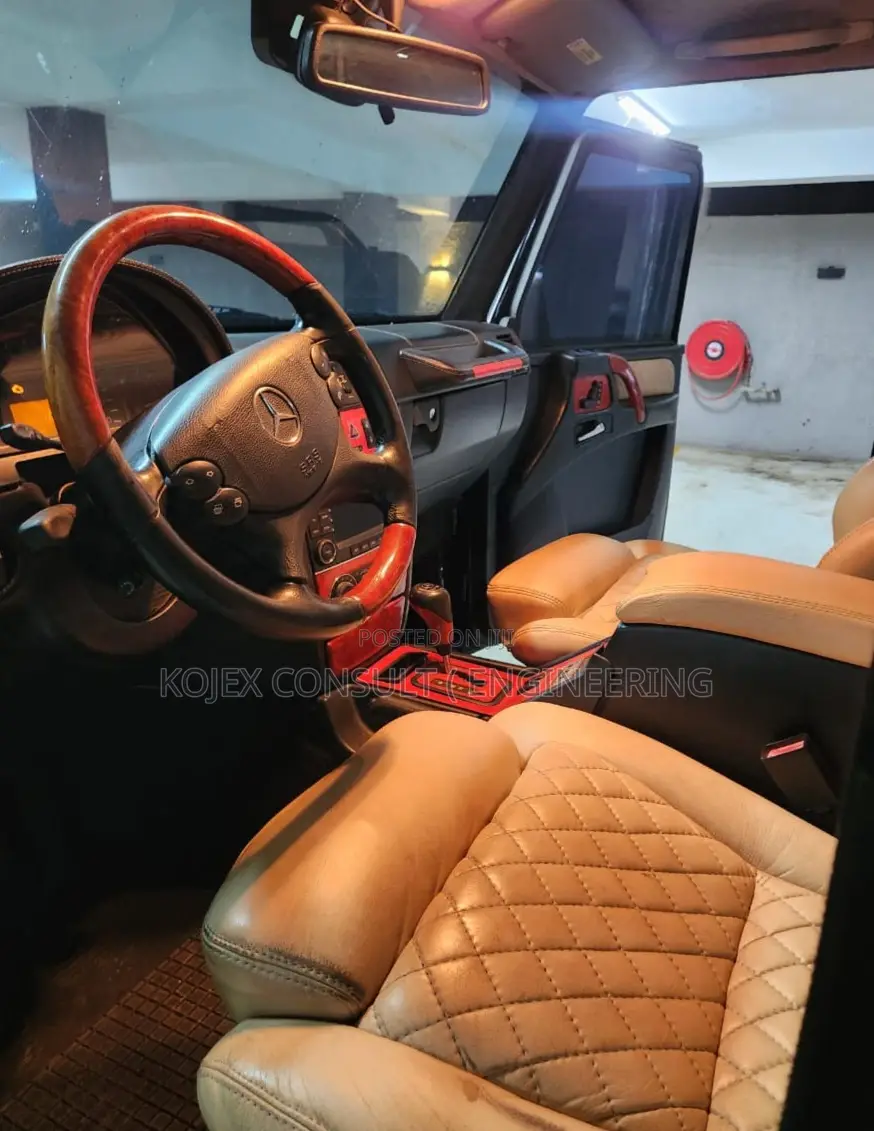 Mercedes-Benz G-Class 2011 Black