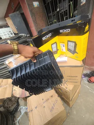 L E D Flood Light Ecko 400w