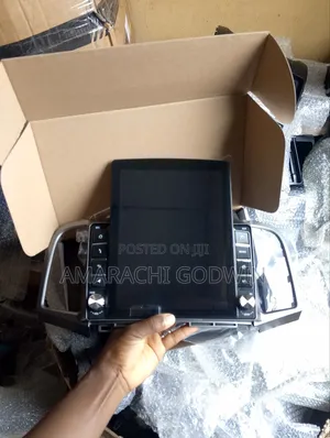Venza Universal Tesla Navigation Andriod