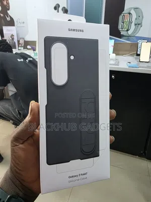 Samsung Galaxy Z Fold 7 Silicone Original Pouch