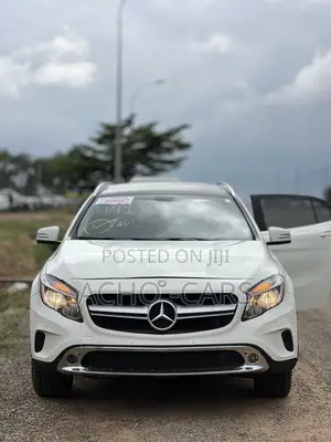 Mercedes-Benz GLA 250 2018 White