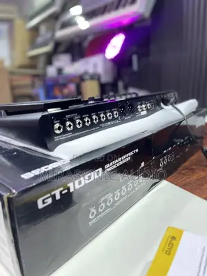Boss Gt-1000 Guitar Effects Processor