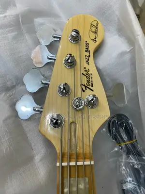 Fender Squier Active Jazz Bass