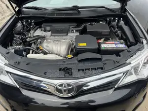 Toyota Camry XLE 4dr Sedan (2.5L 4cyl 6A) 2014 Black