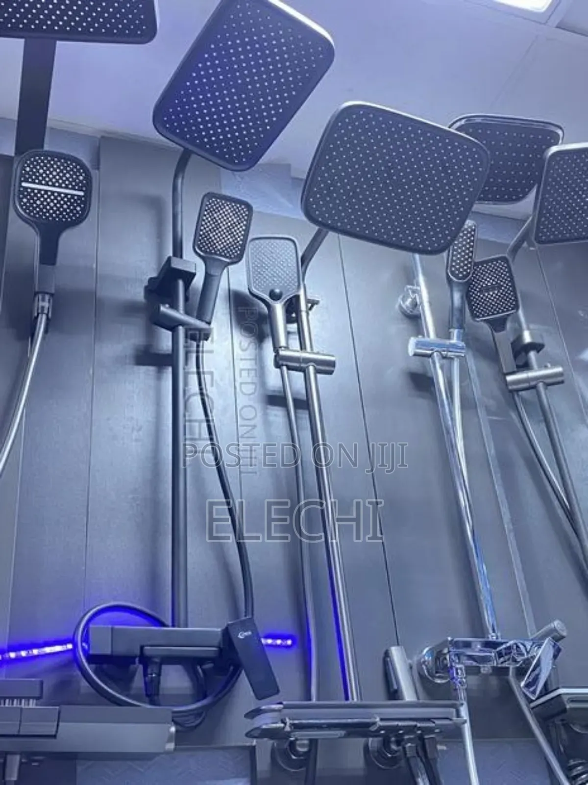Standing Shower Black