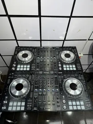 Pioneer DDJ Sz Controller